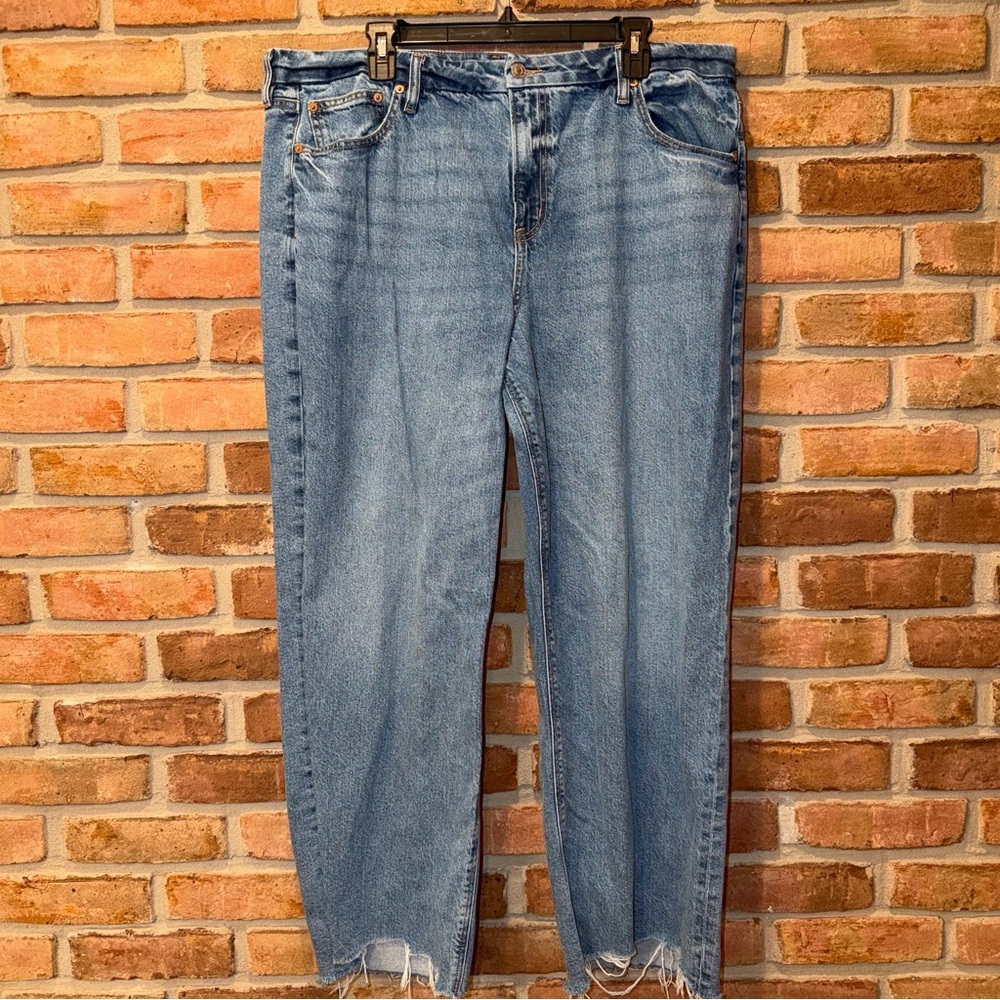 American Eagle Women’s Jeans – Size 18